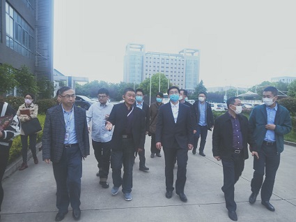 “新基建”，雨花臺區(qū)政府及東南大學(xué)領(lǐng)導(dǎo)專家來泰通科技調(diào)研